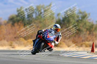 media/Jan-08-2022-SoCal Trackdays (Sat) [[1ec2777125]]/Turn 7 (1035am)/